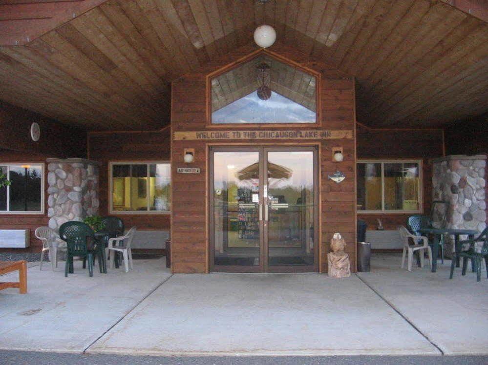 Chicaugon Lake Inn Gaastra Extérieur photo